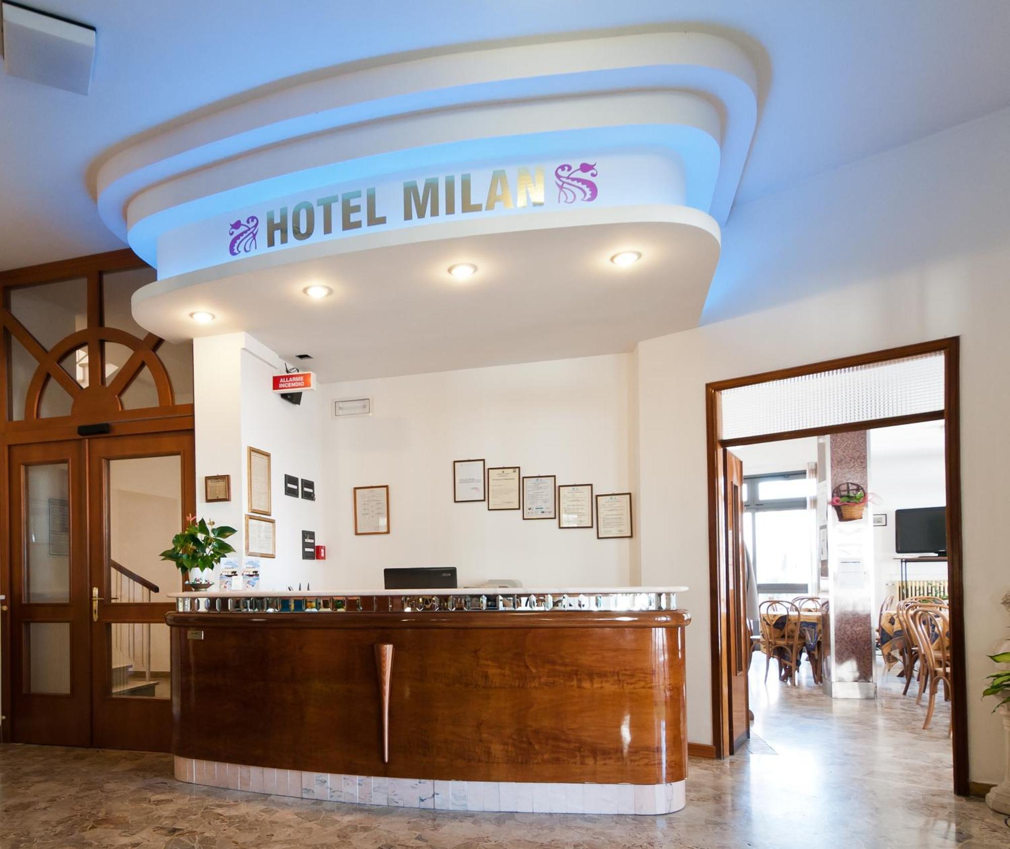 Hotel Milan Rosolina Mare Exterior foto