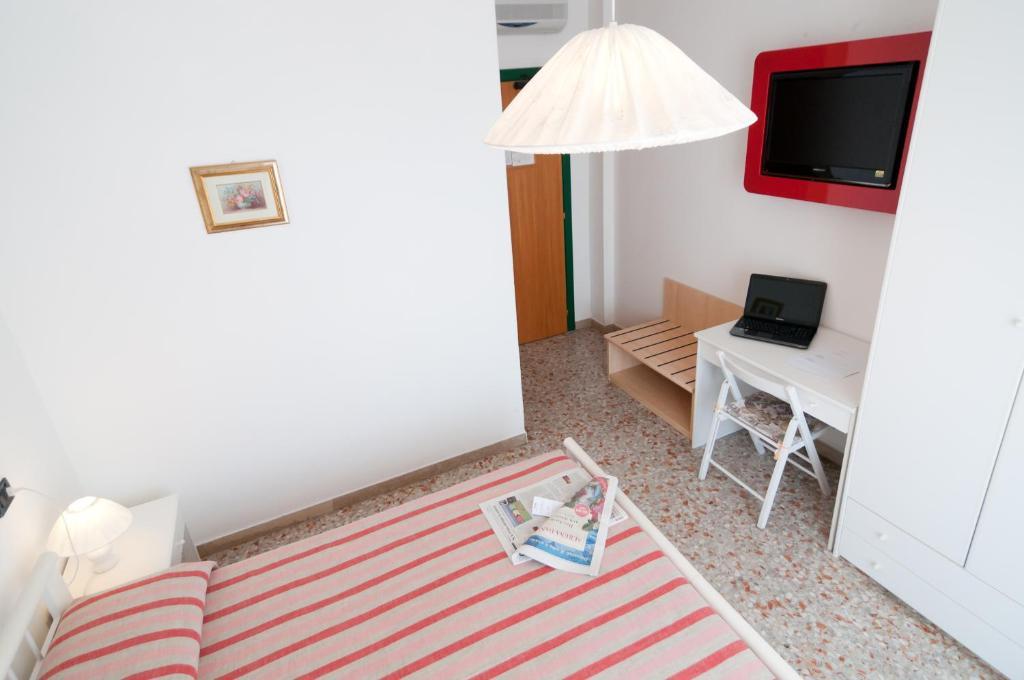 Hotel Milan Rosolina Mare Cameră foto